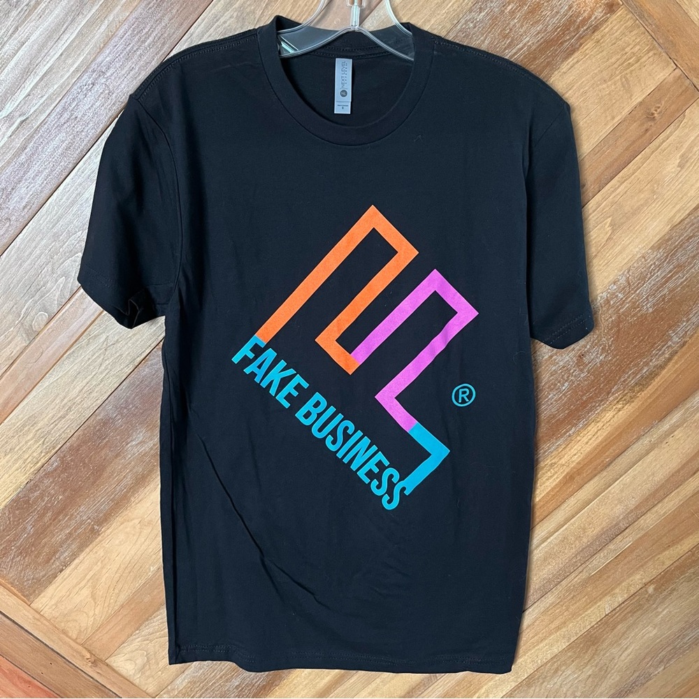 Tim Dillon shirt size small fake business